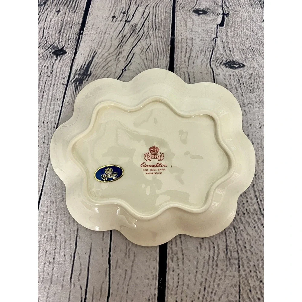 Vintage‎ Aynsley Camellia Bone China Oval Scalloped Trinket Dish Gold Trimmed 7